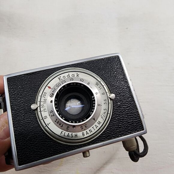 Vtg Kodak Flash Bantam Anastar f:4.5 48mm Strut Folder Camera EI2855 Untested - Picture 8 of 9
